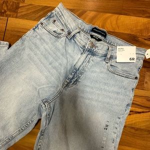 NWT size 6 Aeropostale Mom Jeans